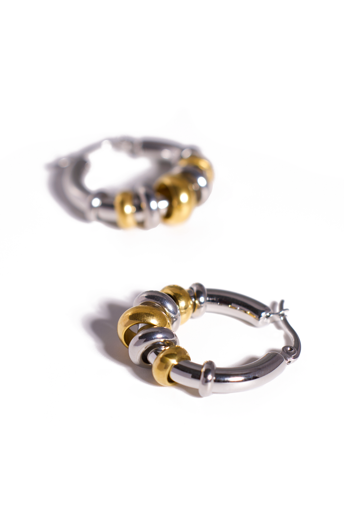 18K Gold Plated Stainless Steel Hoop Earrings with Removable Beads – DIY Interchangeable Two-Tone Jewelry for Women