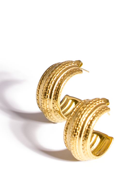 Textured Gold Hoop Earrings – Chunky Retro Statement Hoops in Stainless Steel