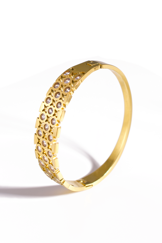 [Bracelet] 18K Gold Plated Stainless Steel Bangle Bracelet with Star Cutouts & Sparkling CZ Accents