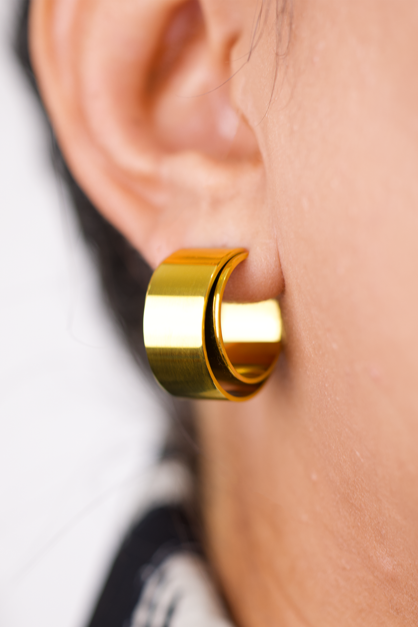 Minimalist 18K Gold Plated Stainless Steel Open Hoop Earrings for Women