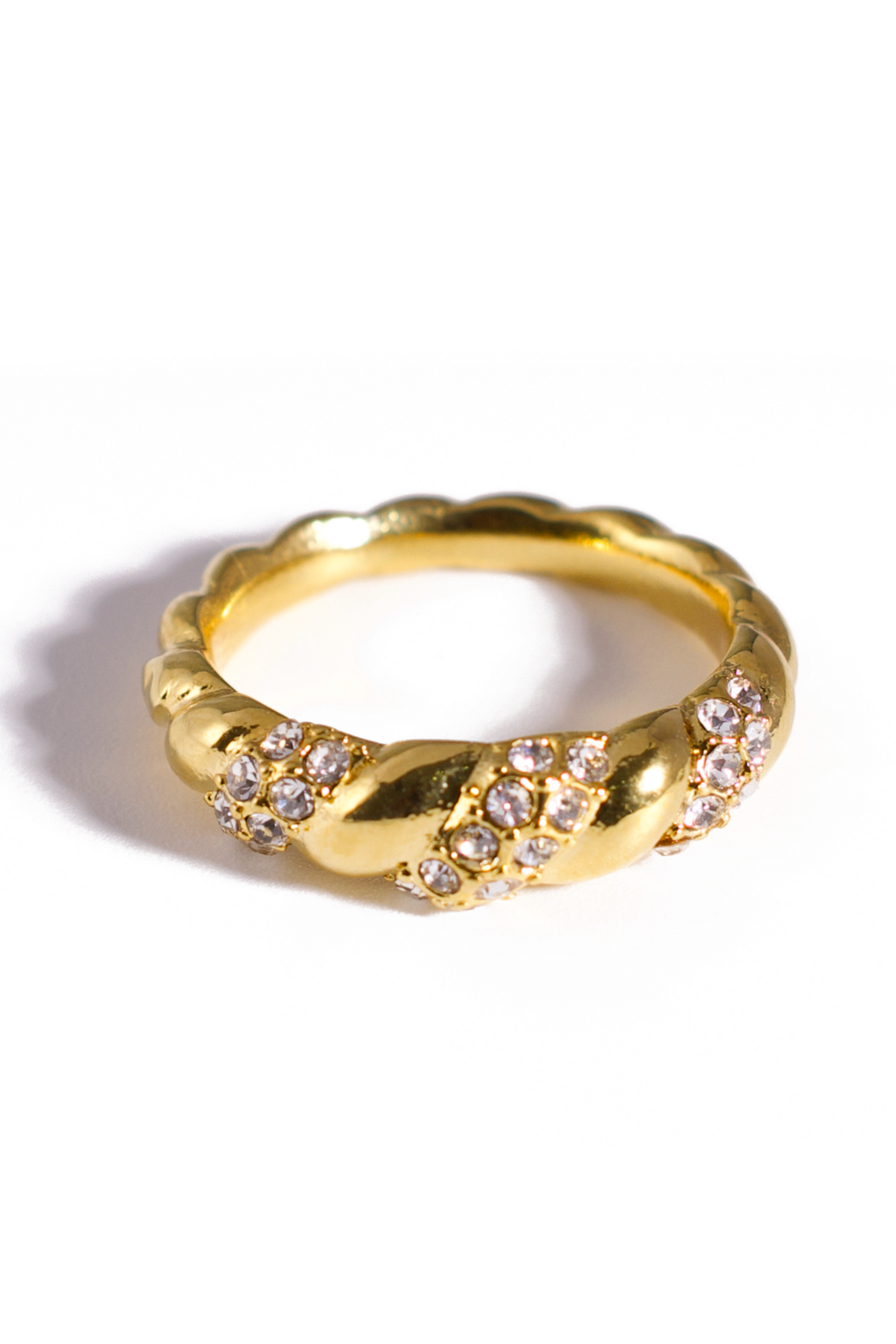 [Ring] 18K Gold Plated Stainless Steel Braided Ring with Crystal Accents – Twisted Rope Design