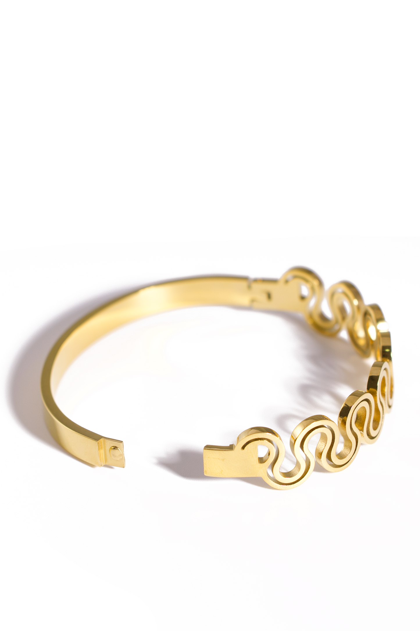 [Bracelet] Wave Link Gold Bangle – Modern Flow Design in Stainless Steel