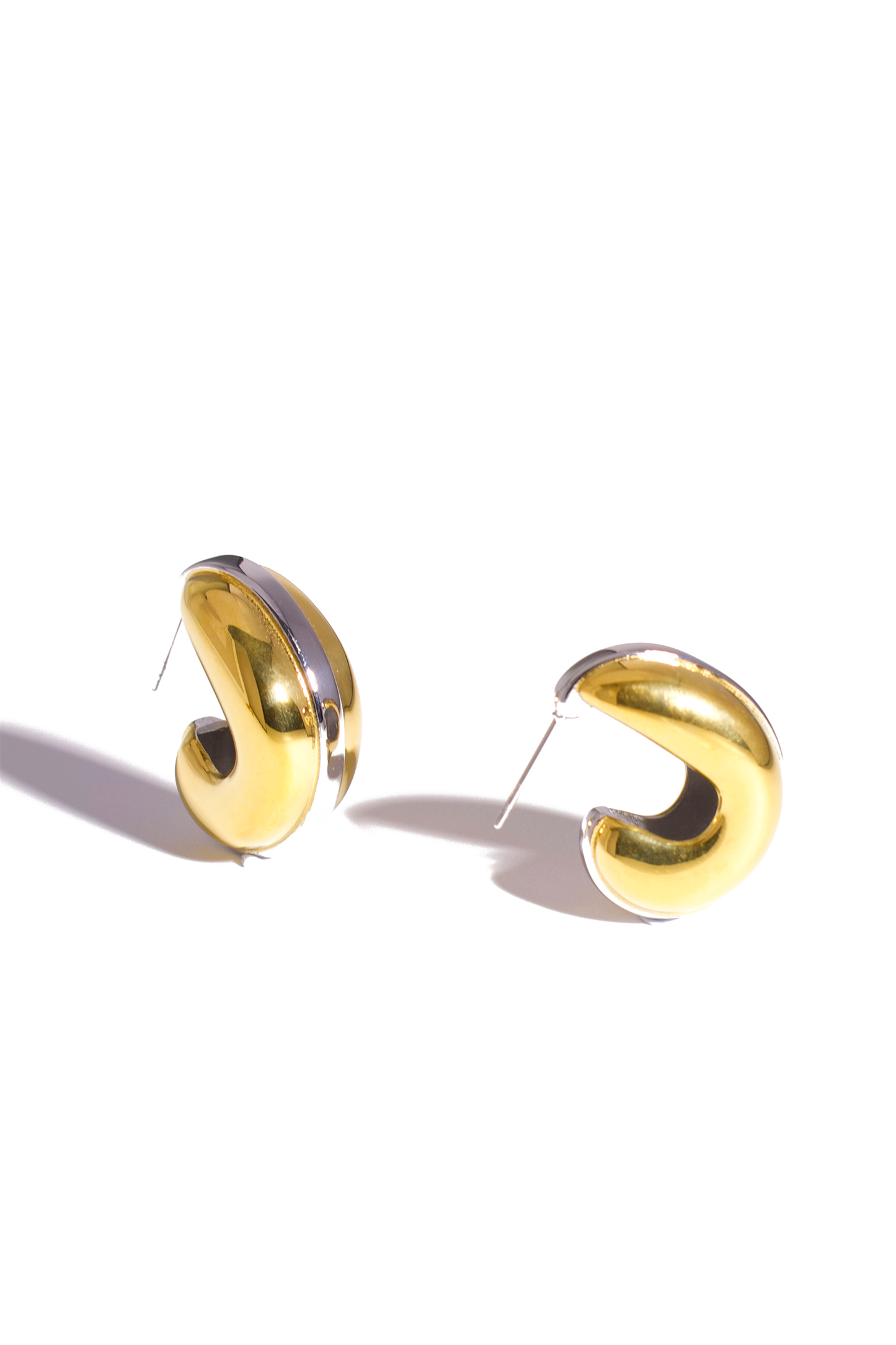 18K Gold Plated Chunky C-Shape Hoop Earrings – Modern Design