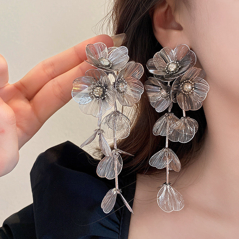 Silvery Banquet Flower Dangle Earrings, Large Flower, Women Jewelry